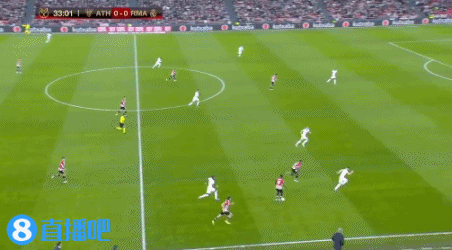 冬窗大戏开启！曼联中场或离队，利物浦寻萨拉赫接班人