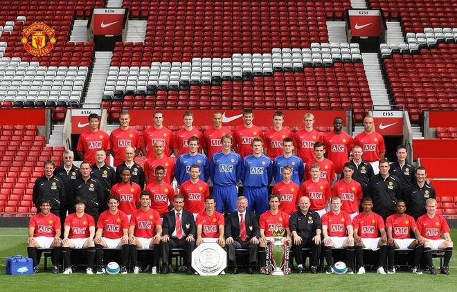 青岛海牛：李霄鹏未与球队告别，近期会根据明年情况与其谈续约