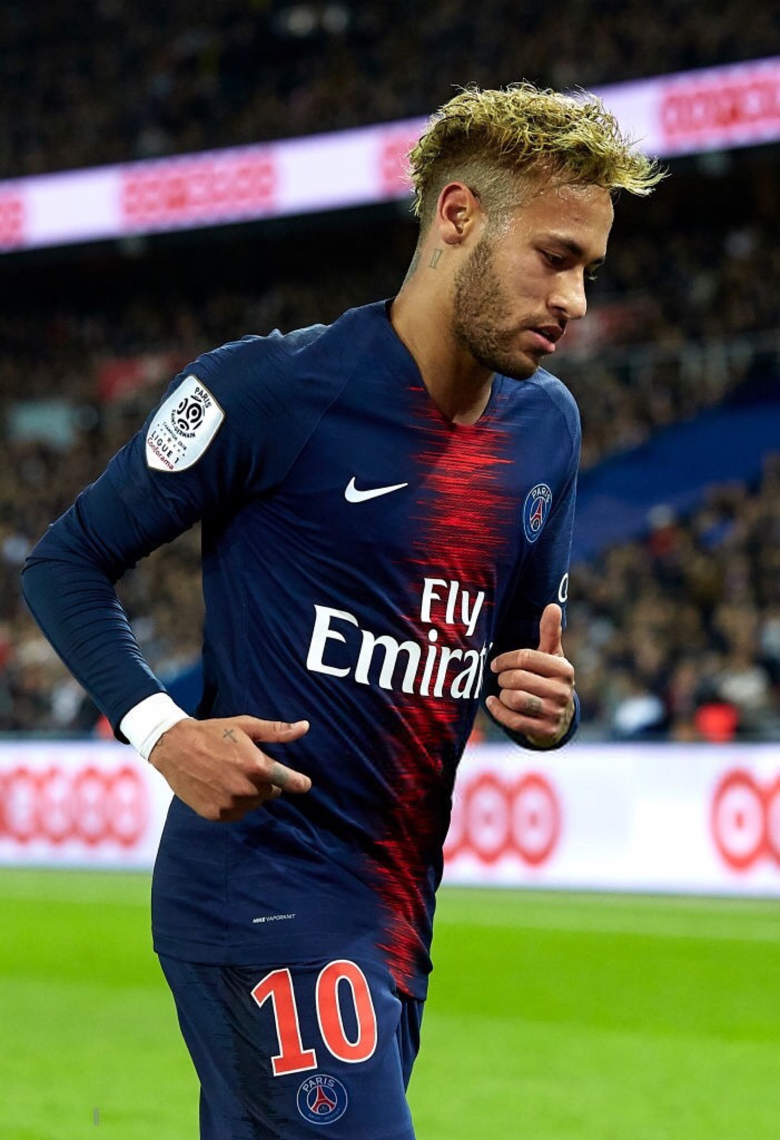 早报：容错率大考，玩的就是心跳