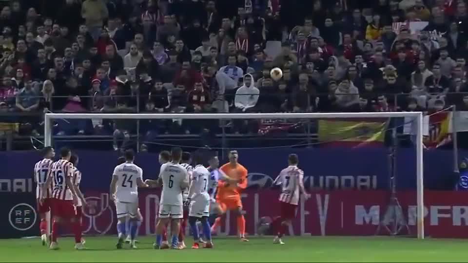 快船末节防守稳定，数据表现突出