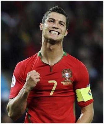 徐根宝：希望海港给国足输送更好的球员 我们的目标是世界杯（徐根宝：盼海港为国足输送精英，目标直指世界杯）