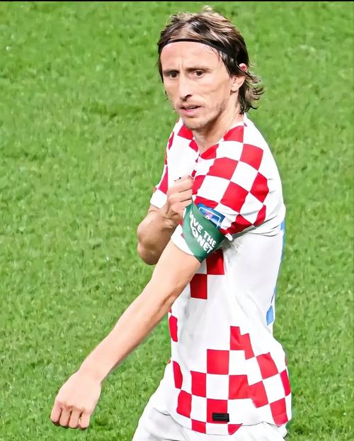 都体：穆阿尼加盟尤文的交易进展积极，DV9的出售是最后变数