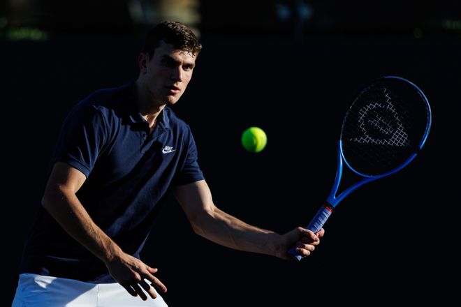 显示出他对 显示出他对